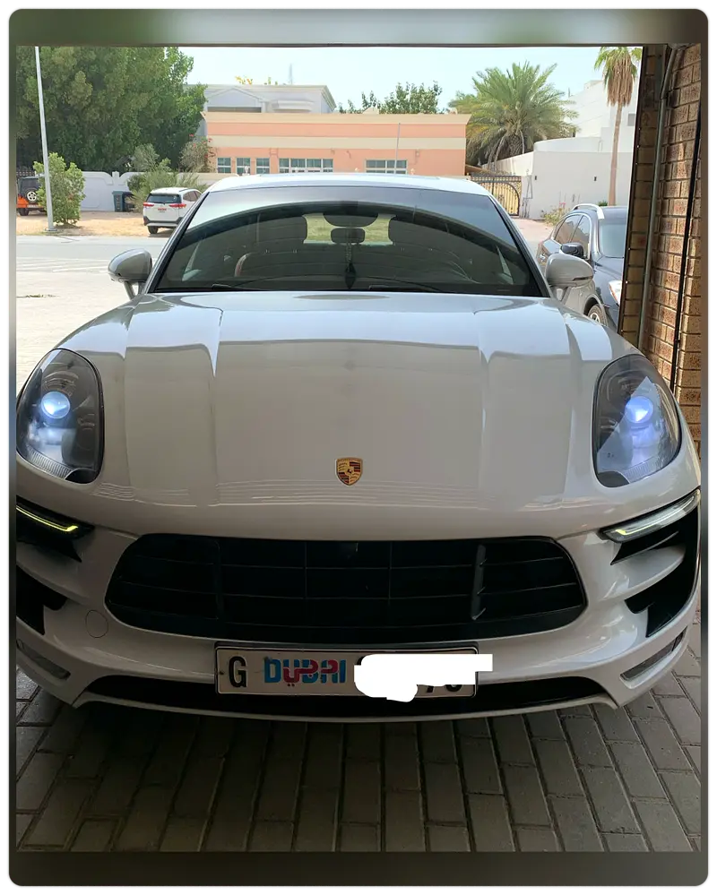 Porsche Macan 2016 — photo 1 of 10