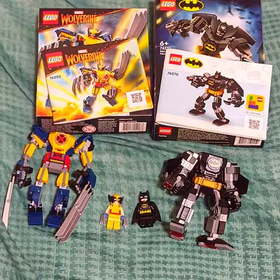 Lego Batman and Wolverine mech