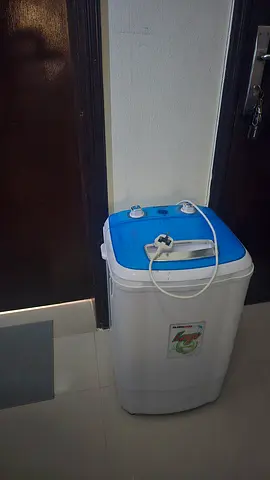 Small 5kg washing machine cum dryer- semi automatic for sale