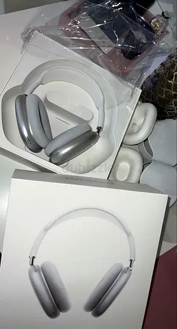 Apple AirPods Max - Silver (Like New, With Box)
