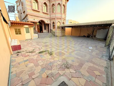 تملك حر شامل رسوم المياه والكهرباء المكيفات – موقع مميز – قابل للتفاوض
