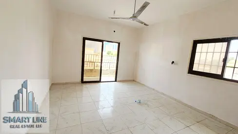 Luxury 5 Bedroom Hall Villa with 2 Halls can make Separate and Maid Room Neat and Clean Invirment Close to Nekhailat Park Rent very Low