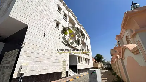 بناية للبيع في الروضة 2