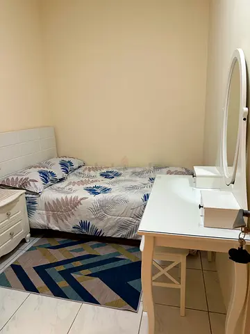 SPACIOUS CLOSED PARTITION ROOM FOR GENT.  FREE SEWA  WIF