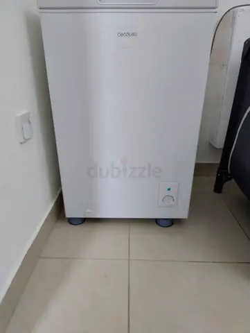 Cecotec Compact Freezer - White, Good Condition