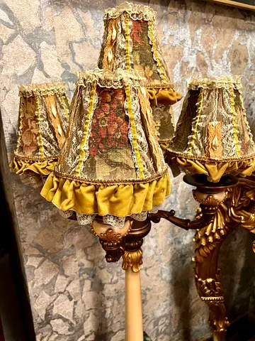 Set of 2 Vintage-Style Floral Fabric Lamp Shades on Brass Stand