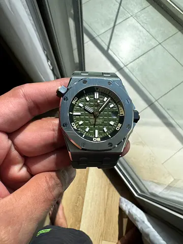 AUDEMARS PIGUET GREEN DIVER