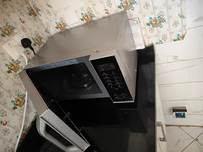 Microwave