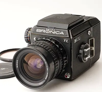 Zenza Bronica EC-TL + Nikkor-HC 75mm f2.8 + Nikkor-O 50mm f2.8 - 6x6 MF with Aperture Priority!