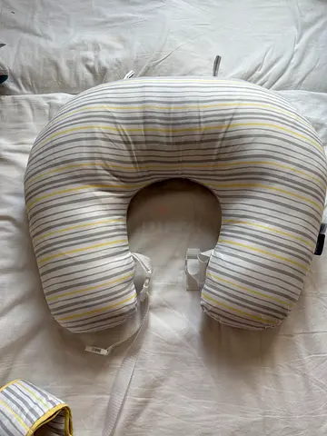 Clevamama nursing pillow and baby nest