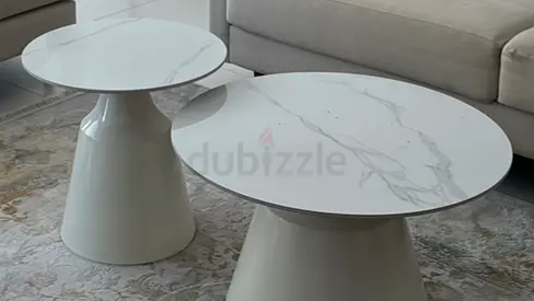 Set of 2 white marble-effect round coffee tables