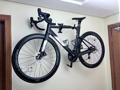 Java Fuoco Disc Carbon Aero Road Bike Size 51 — UCI Approved | DECAF Carbon Wheels | Full Kit