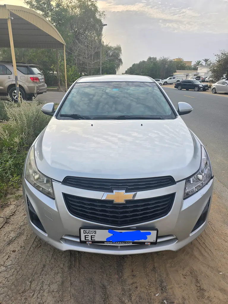 Chevrolet Cruze 2015 — photo 1 of 11