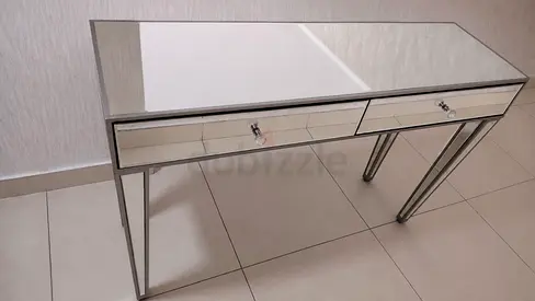 Mirrored Console Table with Drawers - Modern Entryway / Hallway Table