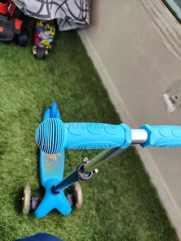 Scooty with expo 2020 branding from toys r us