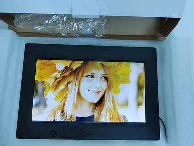 ALURATEK 10” Slim Digital Photo Frame