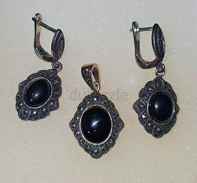 Italian Silver set with Agat stone. New.