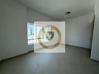 انضف غرفه وصاله ب خزائن بالحائط موقع حيوي ومميز قريب من كل الخدمات مثل المقاهي والمتاجر والمولات والصيدليات وقريب من مخرج دبي