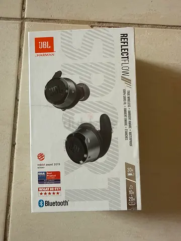 JBL RefelectFlow Earbuds