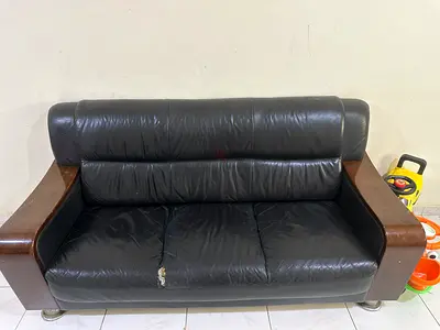 Black Leather 2-Seater Sofa with Wooden Arms - Used