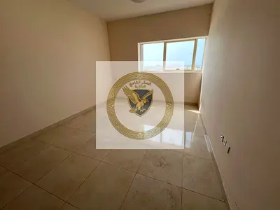 اطلالة كاملة مفتوحة مع باركن مجانا لاجمل غرفتين وصالة ماستر ببلكونة في افخم ابراج الشارقة شامل كل الخادمات مع مطبخ كبير بتشطيب حديث