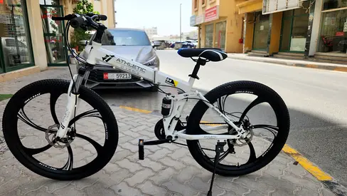 ATHLETIC bi cycle alurim 26 size 21 speed shimano giyar folding