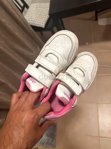 White and Pink Kids Velcro Sneakers - Size 32. (Pre-owned)