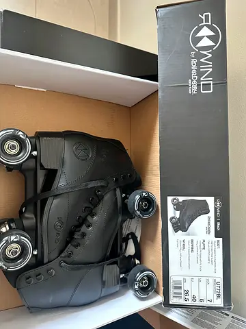 Roller skates new