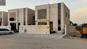 Luxury villa for sale in Al Helio 2 | 3,014 sq ft | 4 master bedrooms | Majlis and living room with