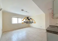 Spicious studios available ready to move yearly for family
