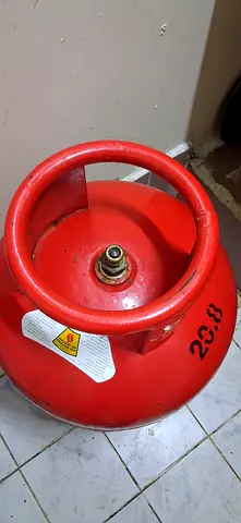 Small red LPG gas cylinder - used, good condition