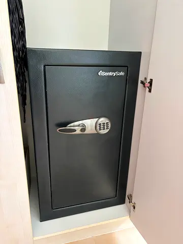 SentrySafe Electronic Security Safe – Large Home/Office Safe