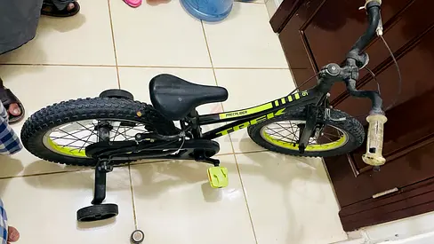 Kids 16-inch Fat Tire Bicycle with Training Wheels - Good Condition