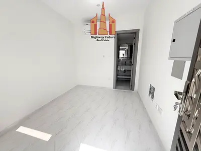 Brand New 5Bhk villa with All master/driver/Maids/Store Room 190K