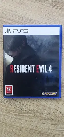Resident evil 4 ps5 used once neat and clean