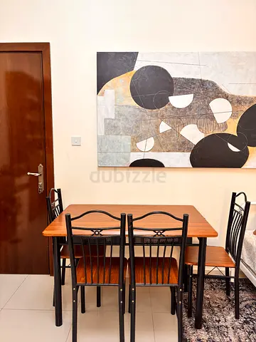 4 seat - Dining table compact