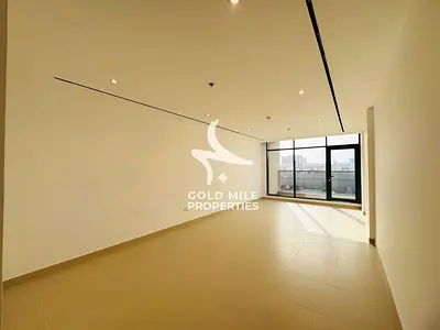 Brand New - Spacious 3+Maid - Close to Metro & Park - Near to School