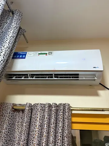Used wall-mounted split air conditioner (excellent working condition)