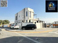 Corner villa for sale, custom-finished, very special price including registration and ownership fees