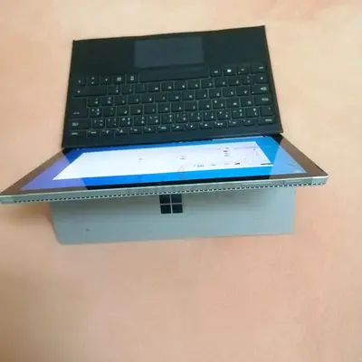 Microsoft sarface pro 4 core i5 6gen