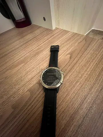 Garmin D2 Delta style GPS Smartwatch with Black Silicone Strap