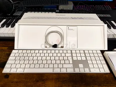 Apple Magic Keyboard with Numeric Keypad (White)  and Mouse - Like New, Come with Cables
