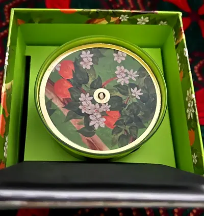 Decorative Scented Tin Candle (New, In Gift Box)