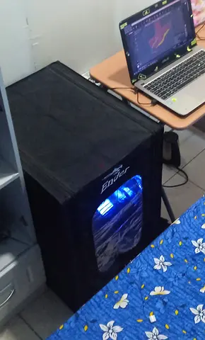 Ender 3 printer with Encluser, Humidifier, new board update and filament