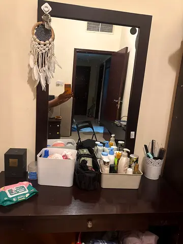 Excellent Quality Wooden Dressing Table for Sale