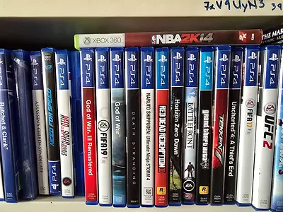 Collection of PS4 Games with a few Xbox 360 title - mixed lot