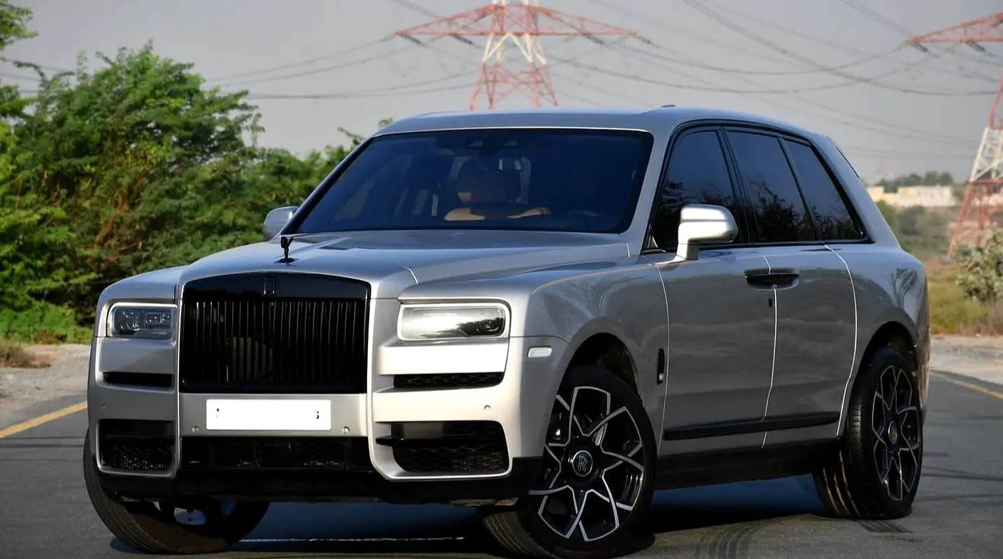 Rolls-Royce Cullinan 2020 — photo 1 of 8