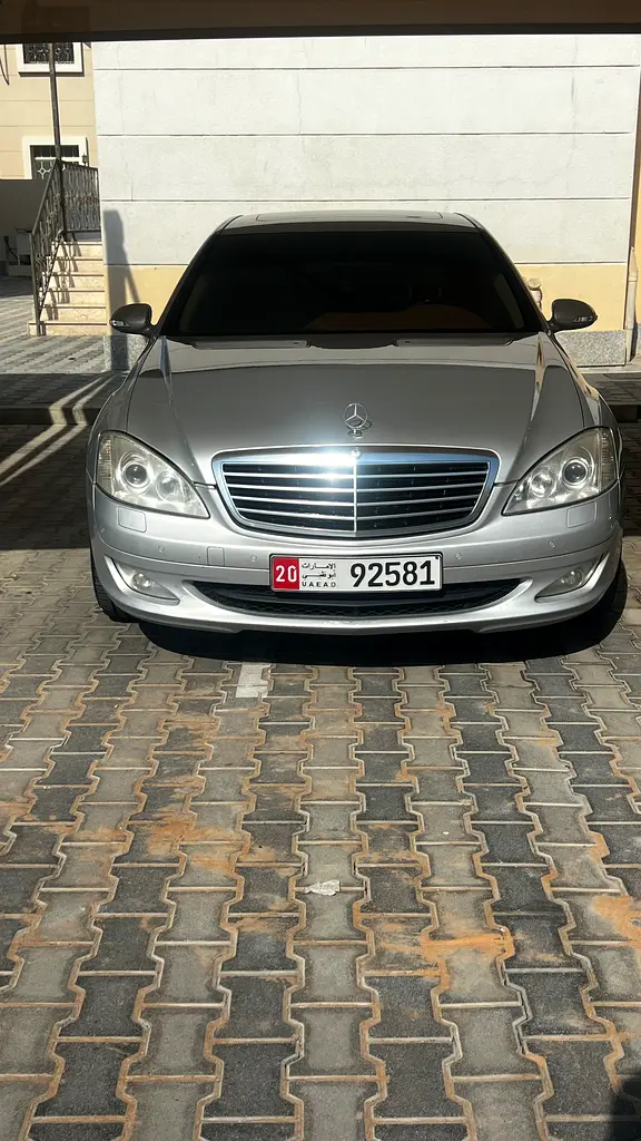 Mercedes-Benz S-Class 2009 — photo 1 of 5