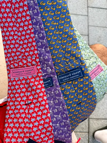 Lot of 4 silk mens ties — assorted designer patterns