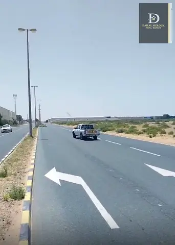 ارض صناعي للبيع في الشارقة منطقة الصجعة الصناعية الحنو